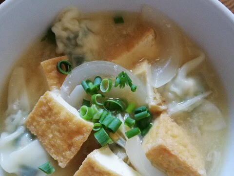 餃子入り味噌汁♪